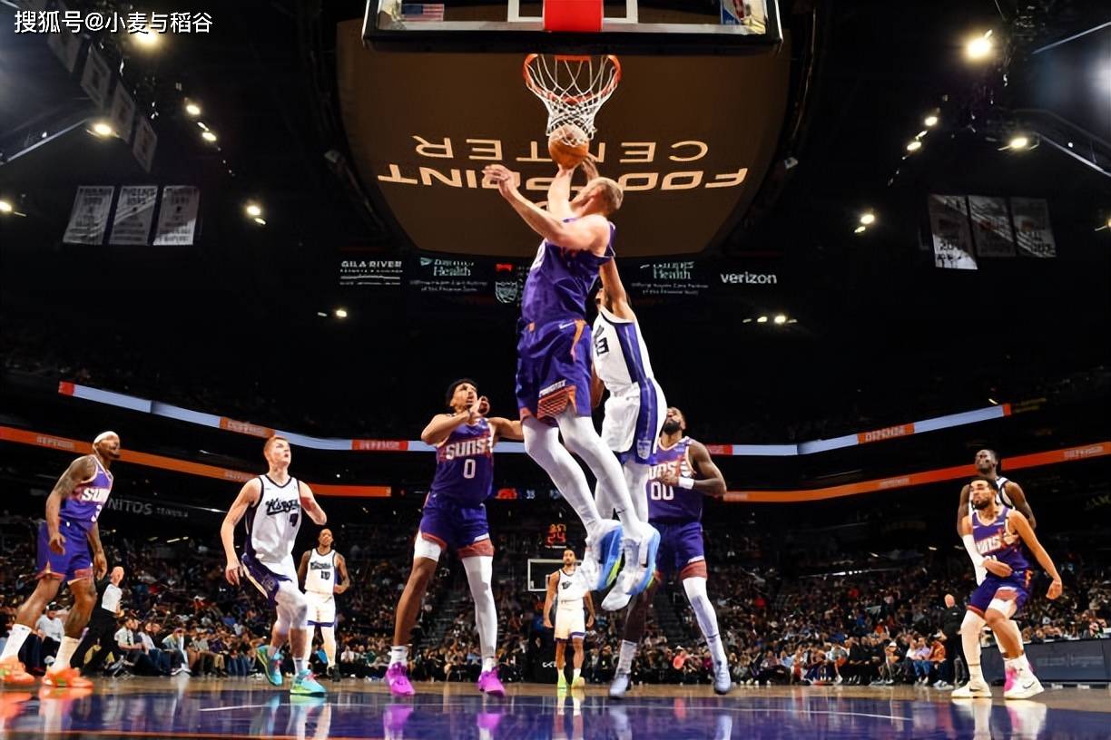 关键时刻挺身而出，球队实现绝杀的简单介绍