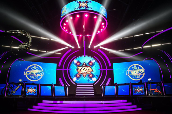  穆古鲁扎赛事官方发布赛况扑朔迷离新规，快船争议不断！